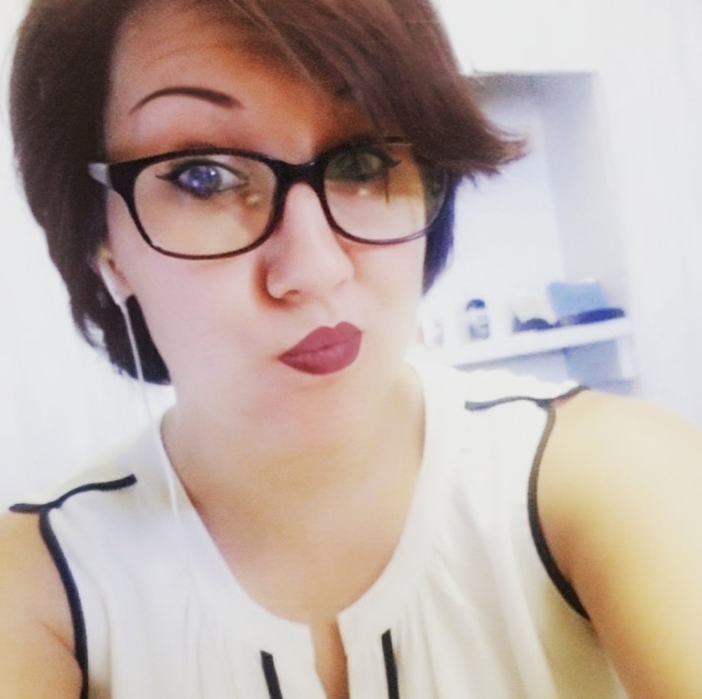 Meet your Posher, Kara